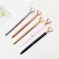 ปากกาลูกลื่นอุปกรณ์สำนักงานปากกาเขียนปากกาดำปากกาแต่งเล็บปากกาด้ามไม้