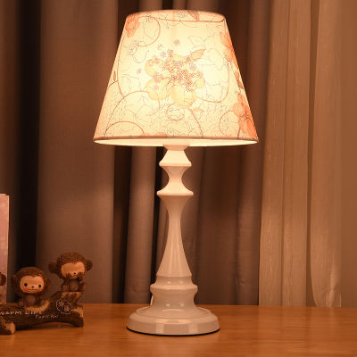 Modern Bedroom Bedside Lamp American Linen Lampshade Iron Base Living Room Lamp Simple Ho Bedside Counter Indoor Table Lamp