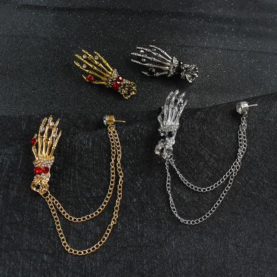 Distinctive Punk Metal Skull Skeleton Hand Brooch With Chain Halloween Jewelry Colorful Rhinestone Badge For Man Gifts Pendent