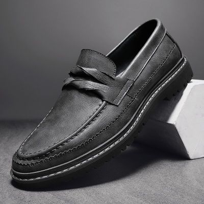 CHNMR-S รองเท้าแฟชั่นใหม่สำหรับผู้ชายสไตล์อังกฤษแบบสวมสบายปลายแหลมกระเป๋าใส่นามบัตรหนังแท้ใส่สบาย