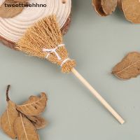 (hotsale) 1:12 Dollhouse Miniature Mini Broom Model Yard Accessories Furniture Toys {bigsale}