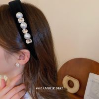 Vivienne Westwood High-end Flocked diamond-encrusted pearl round geometric headband fashionable light luxury pressed hair headband French retro temperament hair accessory