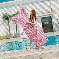 แพยางหางนางเงือก กลิตเตอร์ สีชมพู Inflatable Mermaid Tail Pink Color Float With Glitter By Float Me Summer