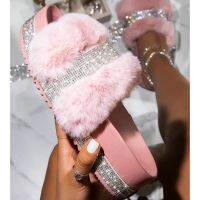 2023 Summer Designer Fur Rhinestone Slippers Women Luxury Platform Heel Fluffy Furry Slides Outside Beach Flip-Flop Ladies