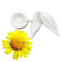 Daisy Wild Chrysanthemum Silicone Cake Baking Mold Sugarcraft Chocolate Cupcake Resin Tools Fondant Decorating Tools Bread  Cake Cookie Accessories