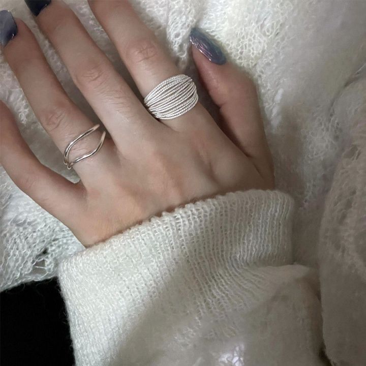 แหวนเม็ดสีแบบพับได้หลายชั้นทำด้วยมือแหวนเงินหรูหราพับได้แบบช่องเล็กๆแฟชั่นสำหรับผู้หญิง