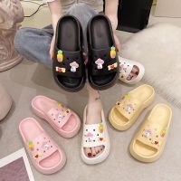 ส่งเร็ว?ส่งจาก ไทย【TX-7002】TOBO แท้ size36-41รองเท้าแบบสวมมีรู ดีเทลมีตัวติด ทรงพื้นหนาสูงนิ่มสุดๆ สไตล์เกาหลี