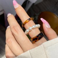 17KM 3pcsset Korean Fashion Leopard Print Resin Pearl Ring Set Brown Black Rings Women Accessories