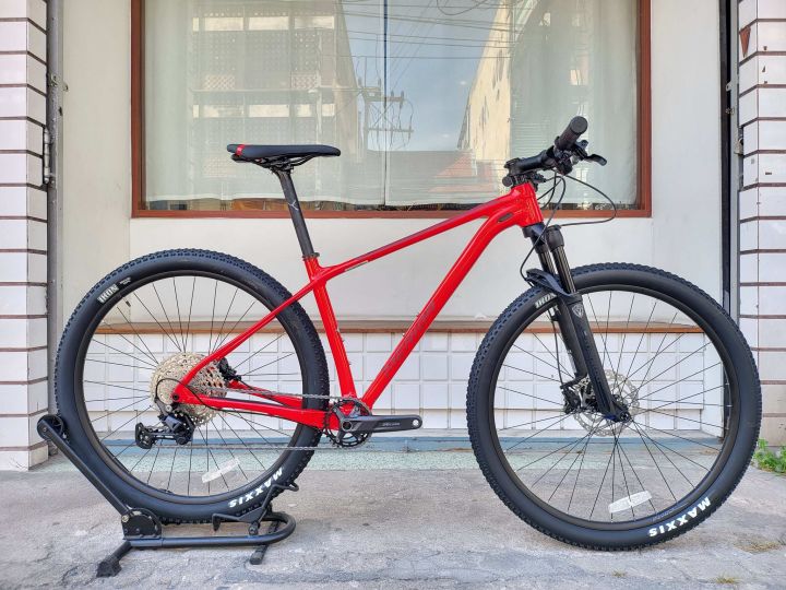 จักรยาน-เสือภูเขา-merida-bignine-limited-2023-สี-glossy-race-red-matt-red