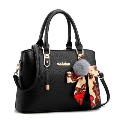 ❧ The new 2022 Japan and South Korea female bag handbag leisure contracted one shoulder inclined mother bag laptop