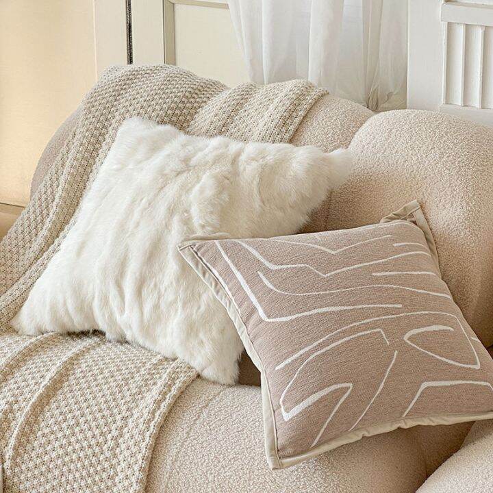 sales-light-luxury-cream-style-pillow-french-retro-small-fragrant-living-room-sofa-milk-tea-color-cushion-cover-without-core