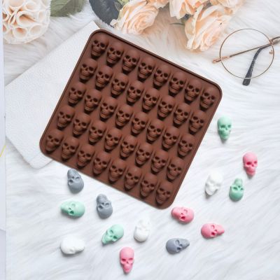 40 Cells 3D Skull Ice Cube Mold Silicone Ice Cube Tray Ice Cube Maker DIY Whiskey Cocktail Ice Ball Mold Chocolate Pastry Mould Ice Maker Ice Cream Mo