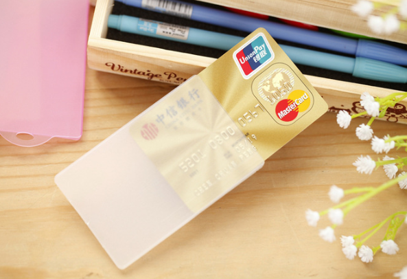 nc001-01-ซองใส่บัตรพลาสติก-กรอบใส่บัตรพลาสติกชนิดบางเท่า-atm-มีรูด้านบน-มีหลายสี-สำหรับใส่บัตรพนักงาน-บัตรนักเรียน-คอนโด-ประตูคีย์การ์ด