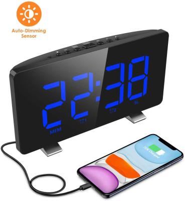 2020วิทยุนาฬิกาปลุก LED นาฬิกาอิเล็กทรอนิกส์เลื่อนปลุกที่สร้างสรรค์ชาร์จ USB นาฬิกาดิจิตอล
