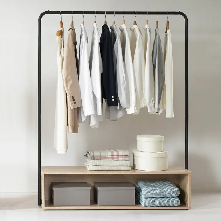 Bedroom drying rack landing simple singlepole hanging clothes rack