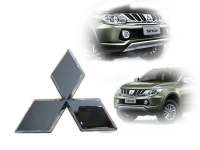 ถูกและดีมีที่นี้ แผ่นป้ายสติ๊กเกอร์ติดรถยนต์ โลโก้​ มิตซู​ logo​ mitsubishi​ triton ตราmitsubishi สีเงิน ขนาด 12.5 cm สิ้นค้าดีมีคุณภาพ* จบในร้านเดียว**จัดส่งไว