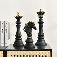 Resin Chess Pieces Board Games Accessories International Chess Figurines Statue Retro Home Decor Chessmen Sculpture Ornaments