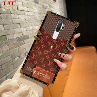 เคสซิลิโคน LV สี่เหลี่ยมหรูหราสำหรับ OPPO A54 4G/A16/A17/A53 5G/A95/A57 // A39/A83/A3/A5/A3S/A5/A9 2020/A74/A54/A93 A58เรียบรอบขอบกระเป๋าขอบตกโทรศัพท์มือถือฝาครอบ