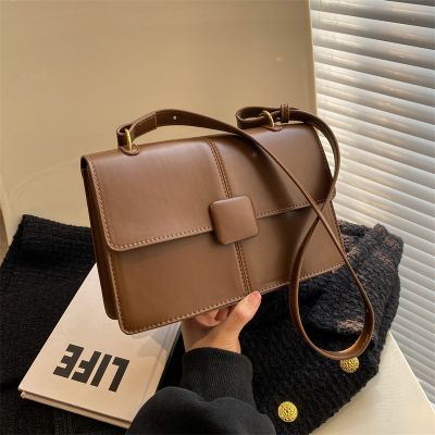 [COD] design bag 2022 autumn and winter new womens western style messenger temperament square wholesale