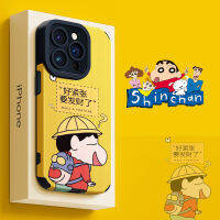 TDJ สำหรับ IPhone 11 14Promax 13 12 Pro Max XSmax XR Crayon Shin-Chan สายรัดข้อมือหนังอ่อนกรอบด้านหลังกรอบกันกระแทกโทรศัพท์