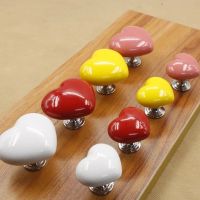 Cabinet Drawer Knob Ceramic Handle Novelty Heart Creative Shape For Home Apartment Hotel Building Furniture Wardrobe Pull Door