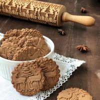 Christmas Embossing Rolling Pin Baking Cookies Noodle Biscuit Fondant Cake Dough Engraved Roller Reindeer Snowflake Kitchen Tool Bread  Cake Cookie Ac
