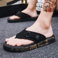 Flip-flops mens fashion 2020 new summer mens personalized thick-soled outer wear beach Korean style fashionable sandals