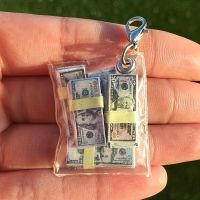 ﹊▽ R6ZSYO MALL Money Keychain: