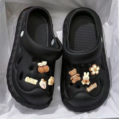 【Ready】🌈 New hole shoes womens style 2023 summer outdoor wear diy stepping on feces feeling super soft couple thick bottom breathable sandals and slippers for men
