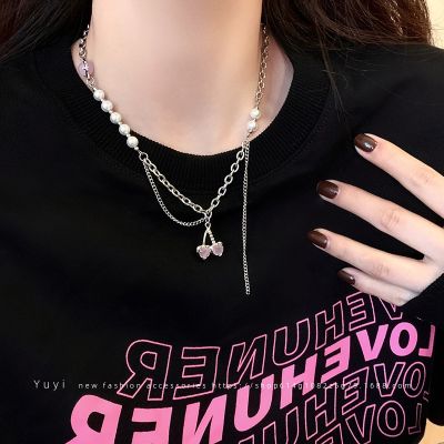 [COD] and cool hot girl cherry pearl stitching necklace womens light luxury niche design accessories titanium steel does fade clavicle chain