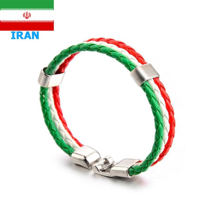Vòng đeo tay lá cờ Iran: Vòng đeo tay lá cờ Iran là một trong những món phụ kiện rất được yêu thích tại Iran, cho thấy tình yêu và niềm tự hào của người dân đối với đất nước. Các vòng đeo tay này thường được sử dụng trong các hoạt động thể thao, du lịch và giao lưu văn hóa.