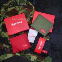 Sale!! กระเป๋า​สตางค์​ Supreme​ ผ้าลายโลโก้ถักลายทั้งใบหน้าหลัง+ช่องใส่เหรียญ+กล่อง+การ์ด