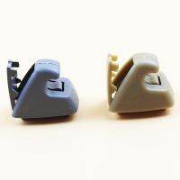 Car Styling Gray Beige Sun Visor Hook Clip Bracket 95994975 for Chevrolet Cruze Buick Excelle