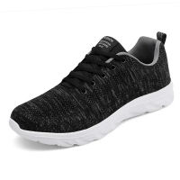 Running Shoes Light Breathable Sneakers Mesh Men nd Outdoor Sports Shoes Uni Lace-up 2021 Designer Shoes Women