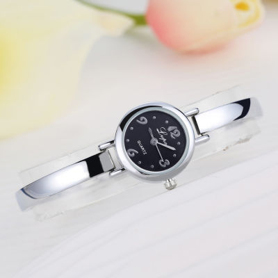 นาฬิกาแฟชั่นนาฬิกาหรูหราสายรัดเหล็กนาฬิกาข้อมือมียี่ห้อนาฬิกาข้อมือผู้หญิงแฟชั่นใหม่