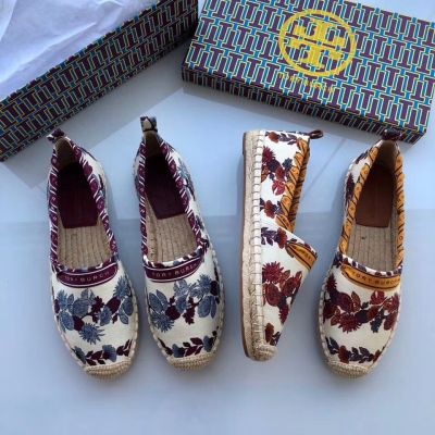 2023 new Tory Burch Hand sewn flower grass woven shoes letter ribbon printed Loafers