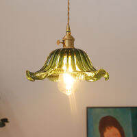 COD Ceiling lamp โคมไฟระย้าย้อนยุคร้านอาหาร เส้นผ่านศูนย์กลาง 25 ซม. สูง 20 ซม. หัวเดียว โคมไฟระย้าแก้วทองเหลืองพร้อมหลอดไฟ chandelier