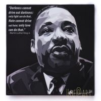 Martin Luther King Jr. มาร์ติน ลูเธอร์ คิง จูเนียร์ รูปภาพ​ติด​ผนัง ​pop​ art พร้อมกรอบและที่แขวน กรอบรูป แต่งบ้าน ของขวัญ ของสะสม รูปภาพ