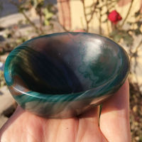 Natural Agate Ashtray Gemstone Bowl Dyed Chalcedony Irregular Smooth Polished Hand Carved Stone Bowl For Jewlry Home Decor