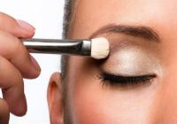 Hot EYE MAKEUP แปรงสีขาว EYEBROW TREATMENT BEAUTY SALON SPA Art โปสเตอร์ผ้าไหมพิมพ์24x36inch