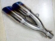 PÔ AKRAPOVIC 2 ỐNG XẢ .