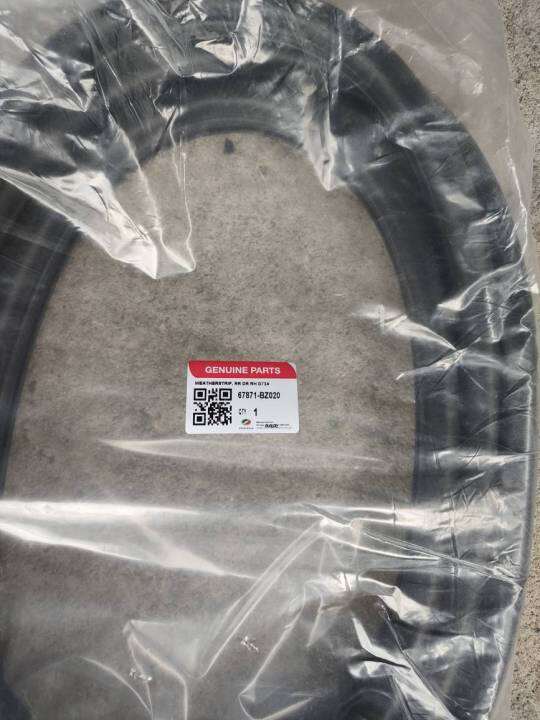 Original Perodua Myvi Year Rear Bonnet Boot Rubber Belakang