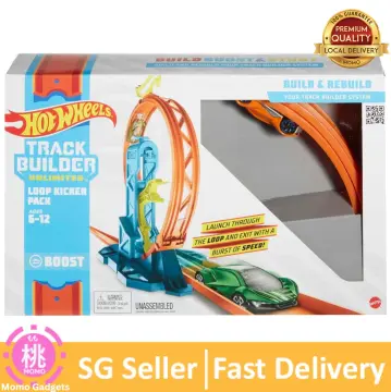 Hot Wheels Toy Car Track Set City Track Pack, 10 Component Parts, 1:64  Scale Vehicle