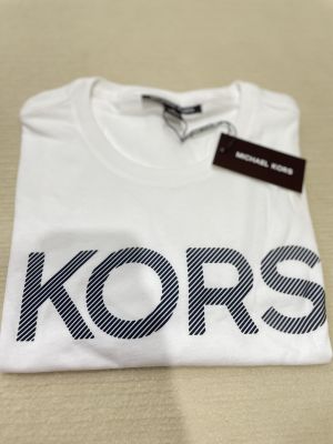 Michael Kors เสื้อยืดแขนแขนสั้นคอกลมอเนกประสงค์พิมพ์ลายตัวอักษร Unisex