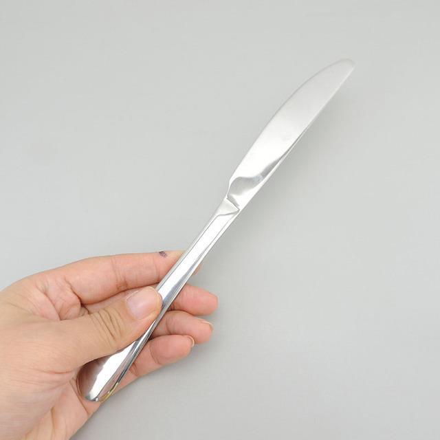 silver-dinnerware-set-luxury-cutlery-steel-set-quality-tableware-spoon-knives-forks-dining-dinner-western-food-restaurant-a1