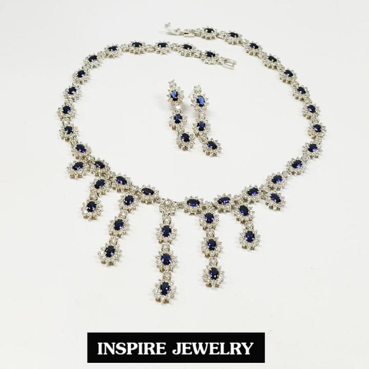 inspire-jewelry-ชุดเซ็ทสร้อยคอพลอยไพลินล้อมเพชร-และต่างหู-เข้าเซ็ท-ลายตามที่โชว์-ลายโบราณ-อนุรักษ์ไทย-สวยงามมาก-ปราณีต-ฝังหนามเตย-งานจิวเวลลี่ทั้งหมด-ใช้ตกแต่งเสื้อผ้าไทย-ชุดไทย-ผ้าสไบ-หรือใส่ประดับ-ผ