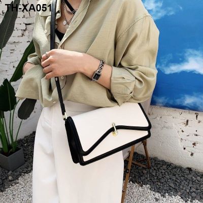 French niche joker inclined shoulder bag new spring/summer 2023 senior fashion party bausen is a