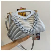 [COD] high-end bag womens summer 2021 new trendy fashion messenger net red fold square