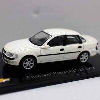 Chevrrolet Vectra 1998โมเดลรถคลาสสิกรถโมเดลอัลลอยหล่อจากเหล็กหล่อแบบ1/43ของเล่นเด็กผู้ชายของขวัญจอแสดงผลเครื่องประดับแบบย้อนยุค