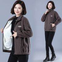 Lambs wool fur coat integrated middle-aged woman with short hair thickening coat mother into large size particles velvet jacket